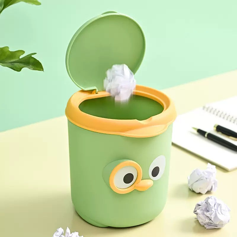 Cute Cartoon Desktop Trash Bin