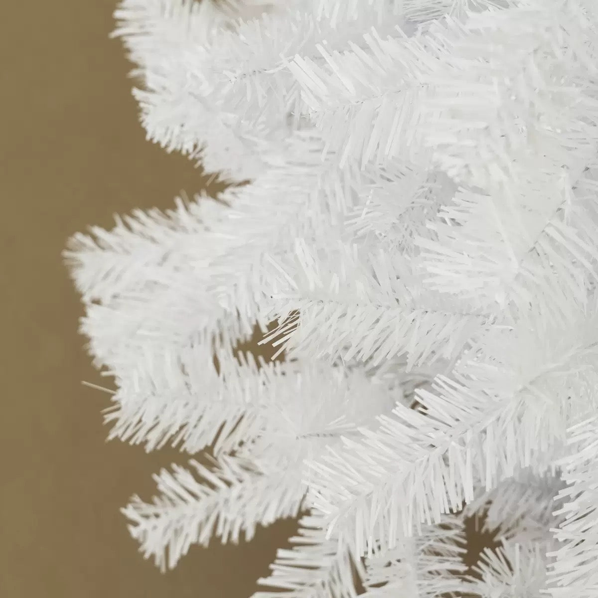 ✨ White Christmas Tree – Bring a Snowy Winter Wonderland to Your Home! ✨