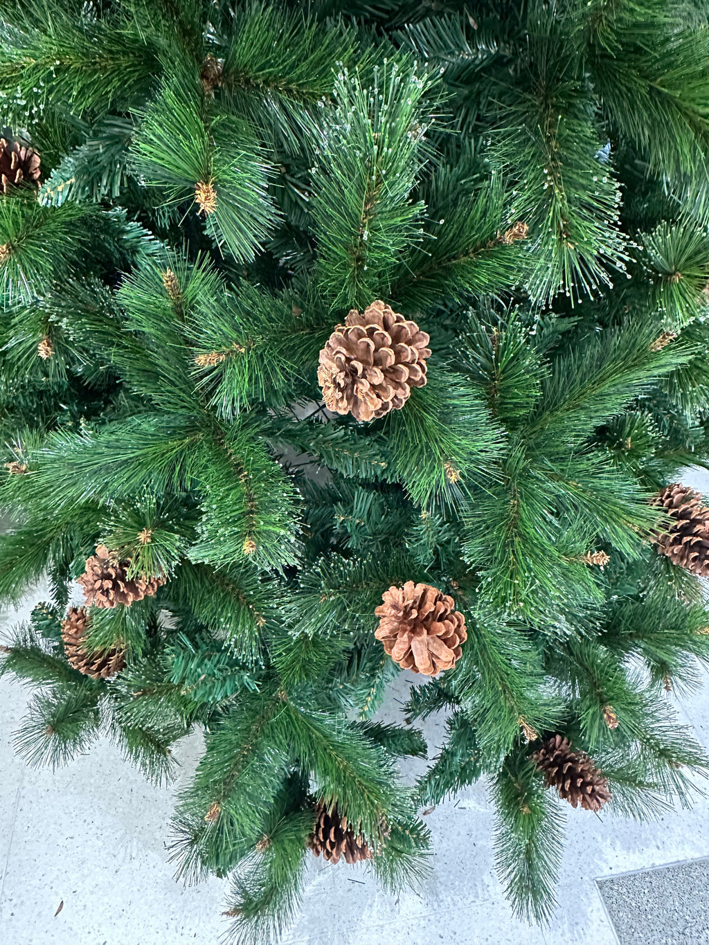 🎄 2.1m Pine Christmas Tree with Large Cones 🎄