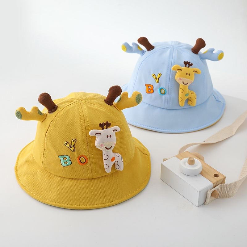 Cute Kids Giraffe Hat with 3D Antlers – Cartoon Animal Bucket Hat (Ages 1–4)