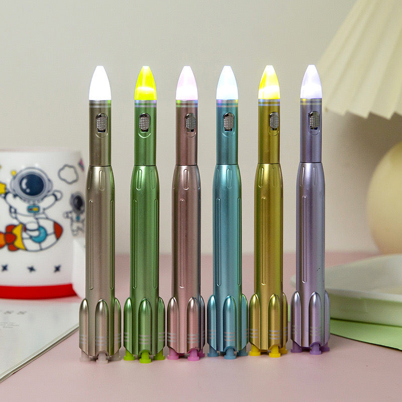 🚀 Rocket LED Ballpoint Pen – Fun Light-Up Design 🚀  Perfect gift