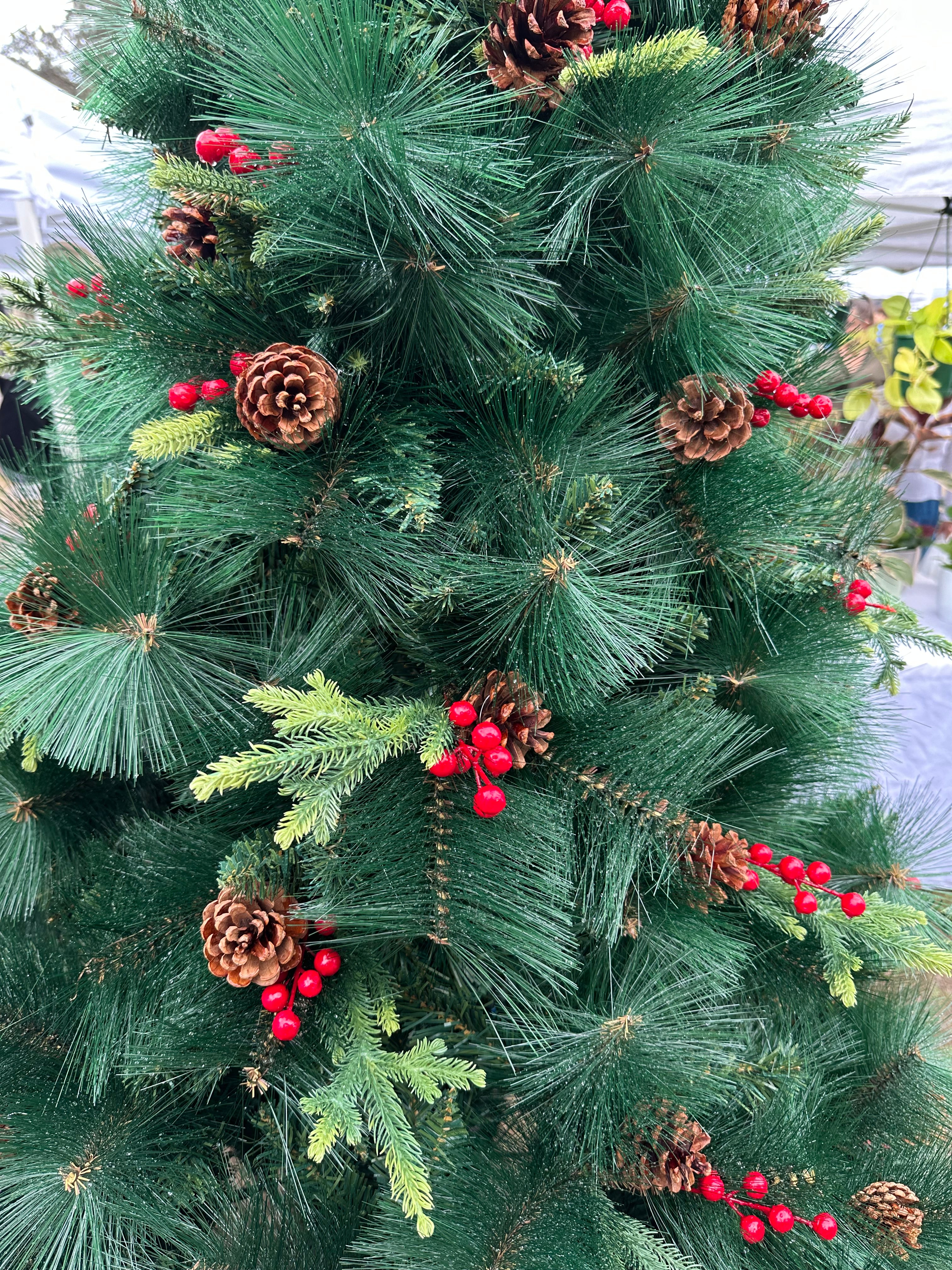 🎄 Get Your Beautiful Christmas Tree at Factory Price! 🎁
– 2.1m / 2.4m